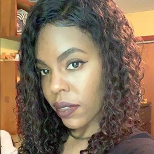 Meet your Posher, Keyla